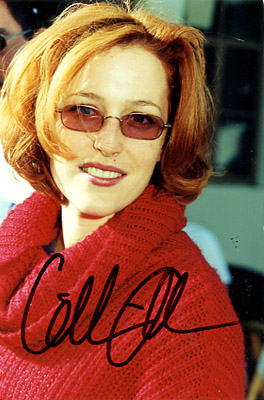 GA.ws Auction Item Preview: Autographed Gillian Anderson 4x6 Photo #4