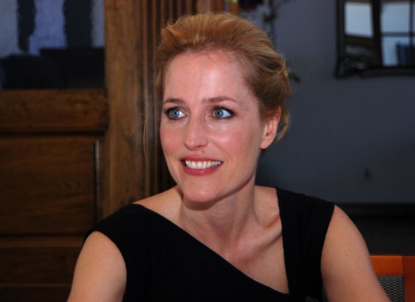 Gillian Anderson